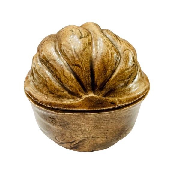 Vintage Ceramic Brown Walnut Snack, Candy, Cookie Trinket/Covered Dish Signed - Picture 2 of 8